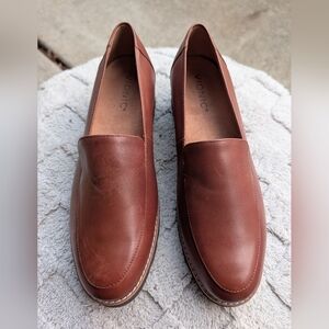 Vionic NWOT Brown Leather Slip On Shoes Size 8M